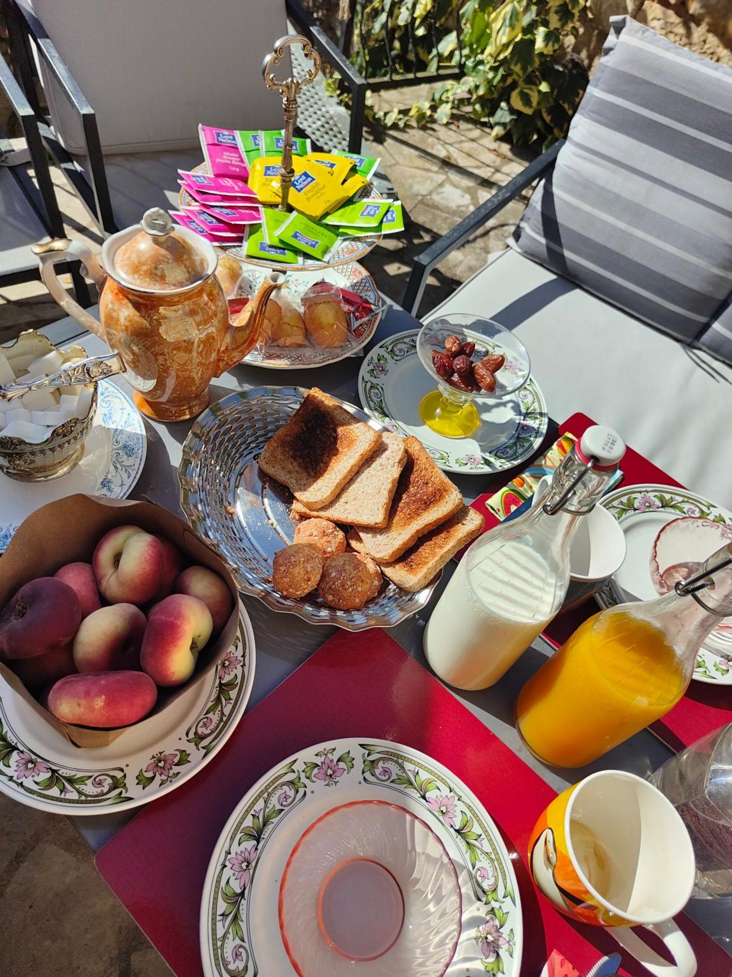 La Taniere Des Tanneries Bed and Breakfast Tonnerre Εξωτερικό φωτογραφία