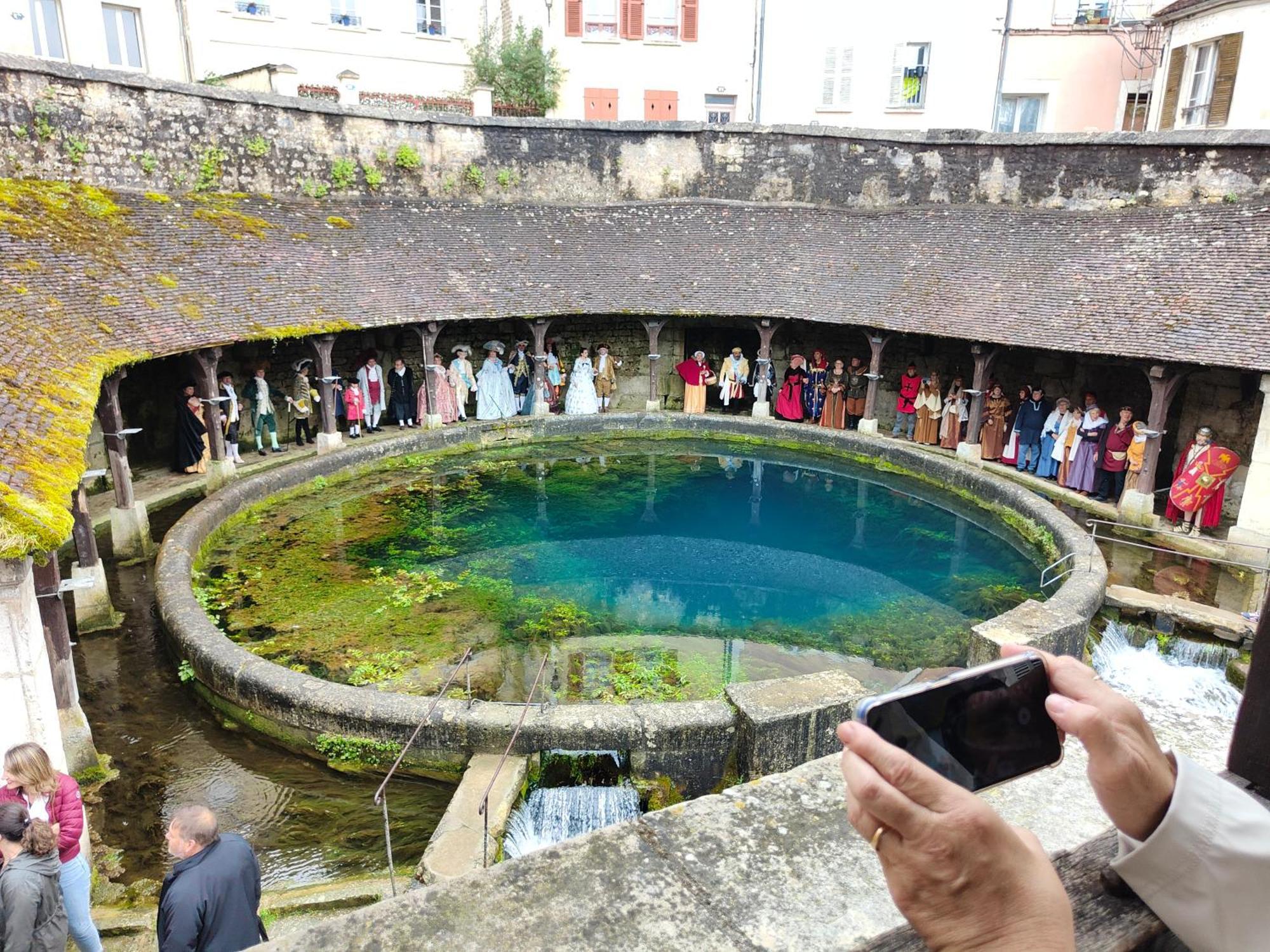 La Taniere Des Tanneries Bed and Breakfast Tonnerre Εξωτερικό φωτογραφία